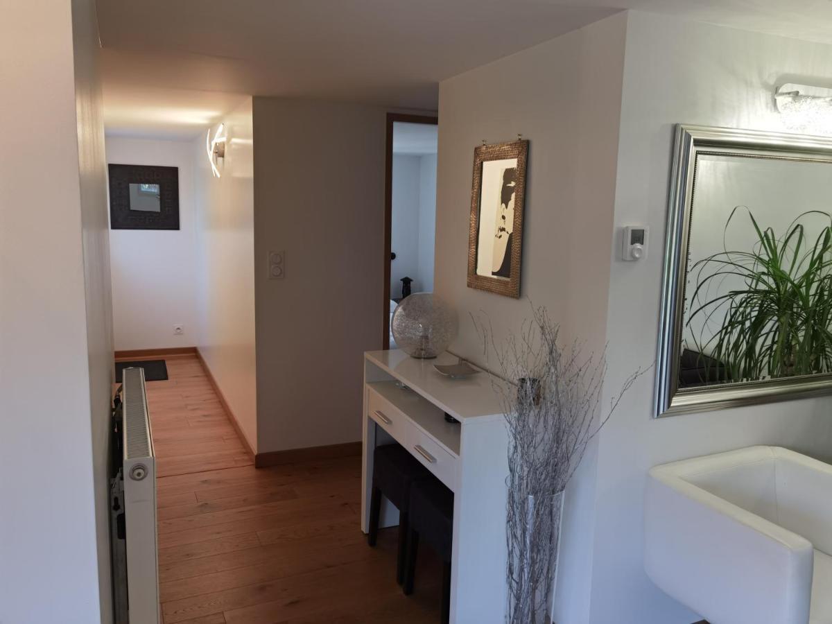 Tres Bel Appartement Avec Vue Sur Les Montagnes Saint Ismier Eksteriør billede