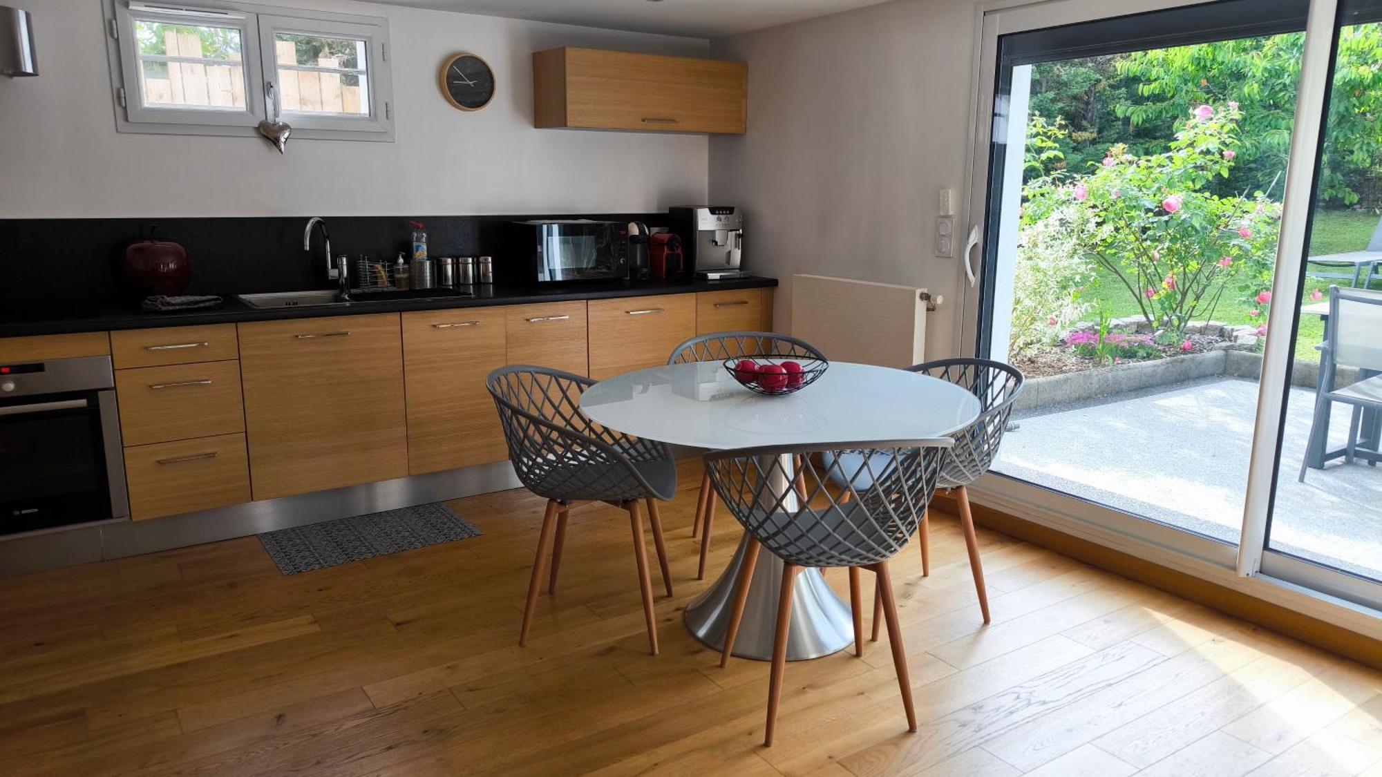 Tres Bel Appartement Avec Vue Sur Les Montagnes Saint Ismier Eksteriør billede